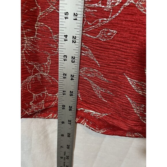LuLaRoe Elegant Women’s 2XL Red And Silver Floral Blouse Short Sleeve - Picture 8 of 8